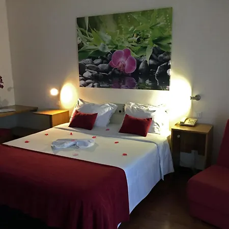 Hotel Eco Salvador 2*