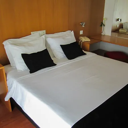 Hotel Eco Salvador Geres
