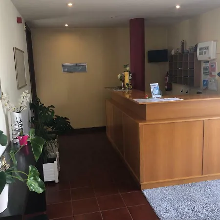 Eco Salvador Hotel 2*