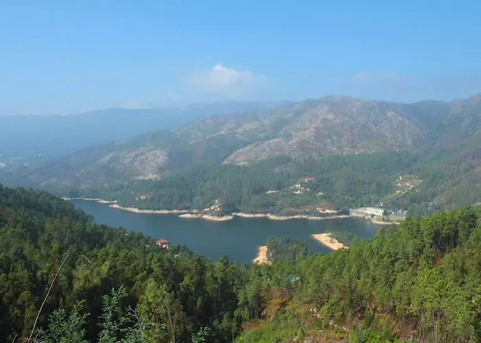 Hotel Eco Salvador Geres